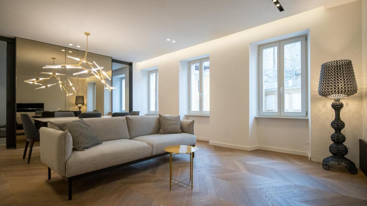 Luxury Apartment Contesa ロヴィニ エクステリア 写真