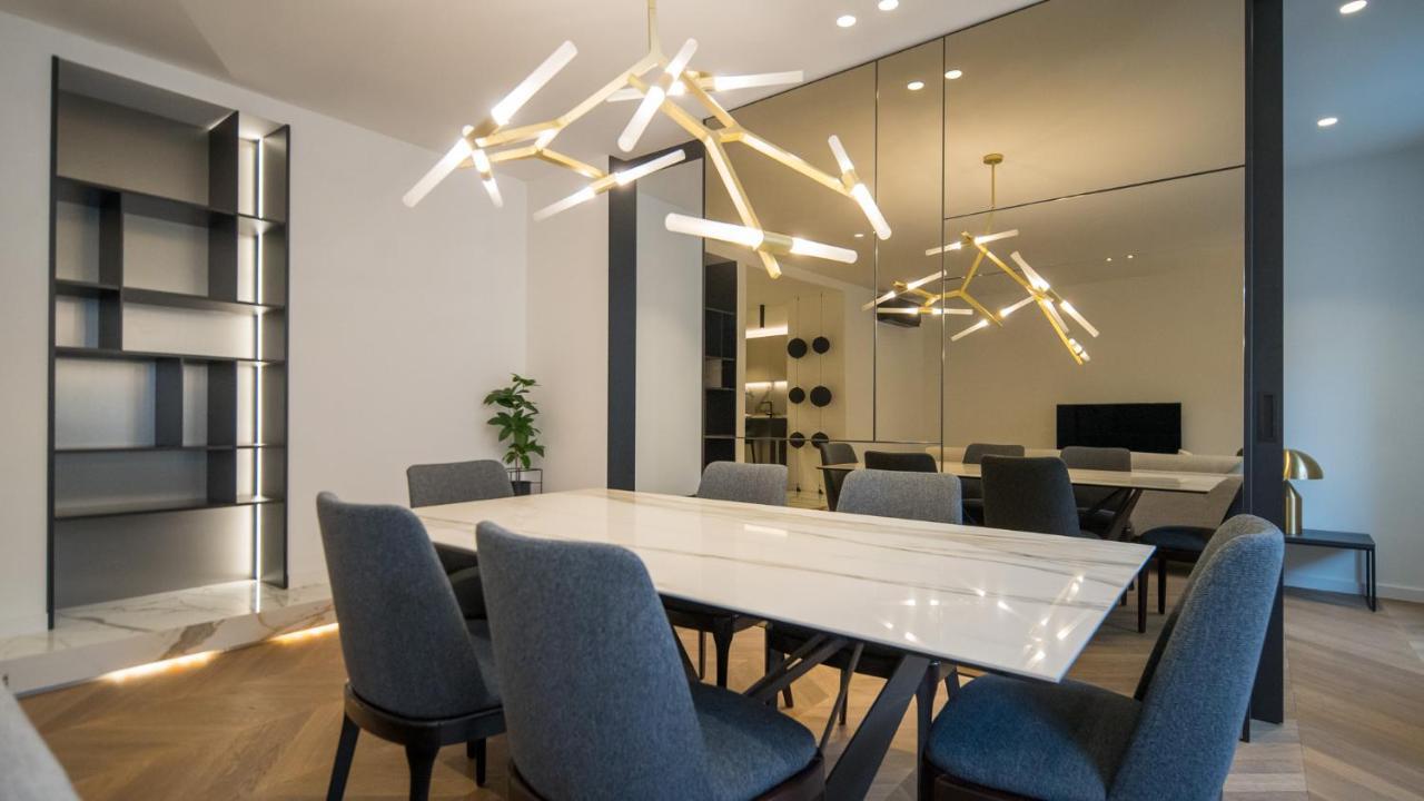 Luxury Apartment Contesa ロヴィニ エクステリア 写真